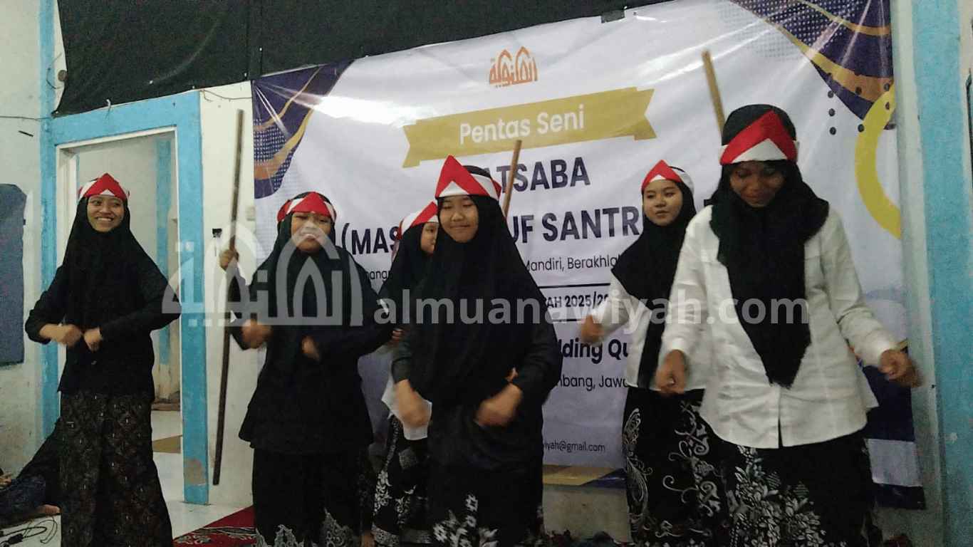 Tarian tradisional masa orientasi ta'aruf santri baru pondok pesantren tahfidz quran al muanawiyah jombang