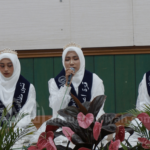 mengulang ayat tasmi' hafalan ujian terbuka wisuda tahfidz pondok pesnatren tahfidz putri Al Muanawiyah Jombang