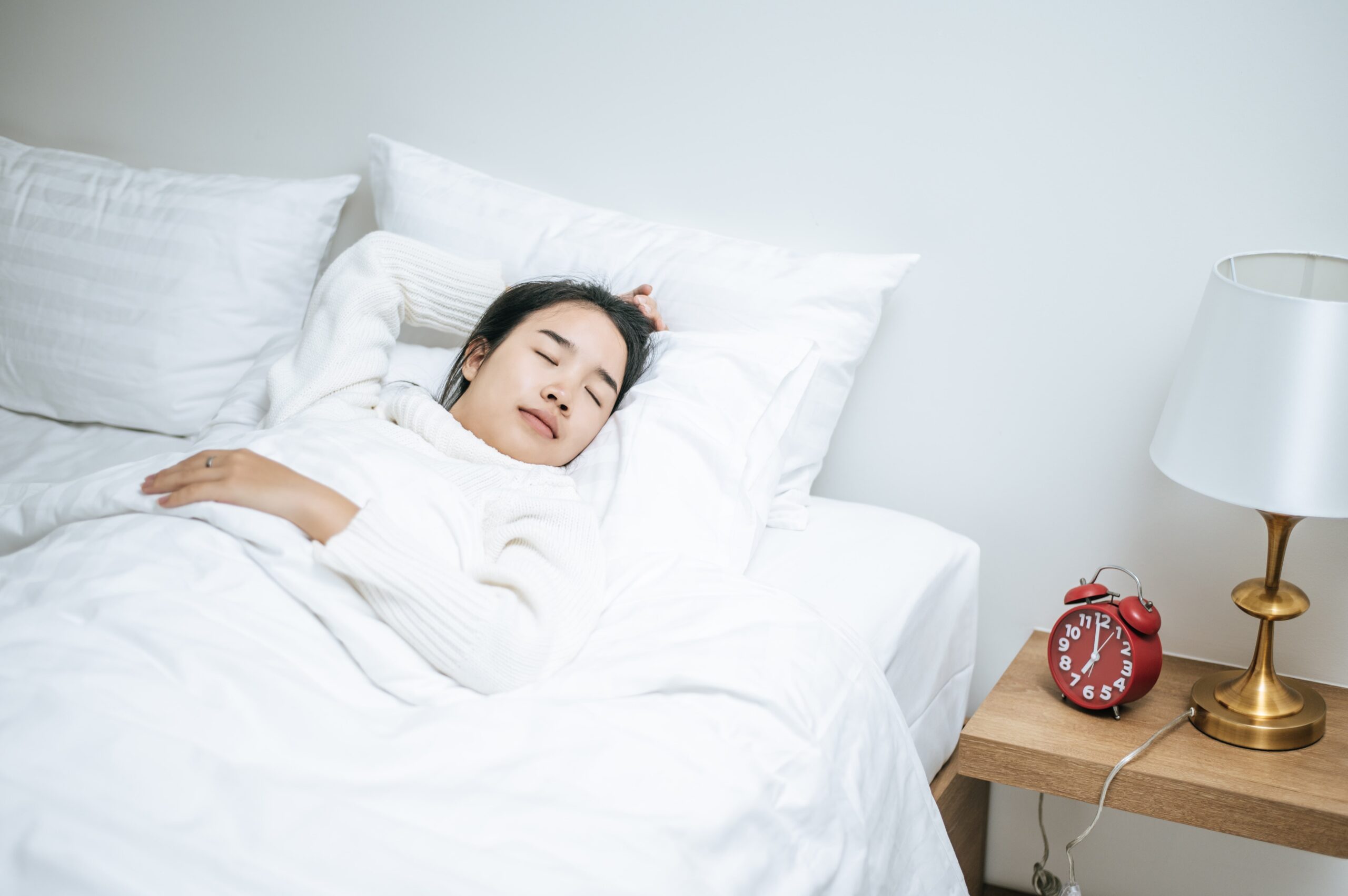 bahaya tidur pagi bagi tubuh menurut hadits dan sains. tidur pagi menggangu hormon dan siklus sikardian tubuh, menurunkan daya ingat dan konsentrasi, serta membuat tubuh menjadi malas