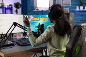 gambar wanita siaran langsung game dalam hukum live straming dalam Islam