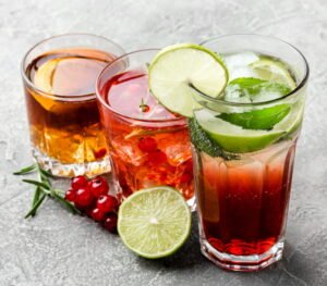 foto gelas berisi minuman beralkohol contoh tafsir Al Ghasyiyah 11-17